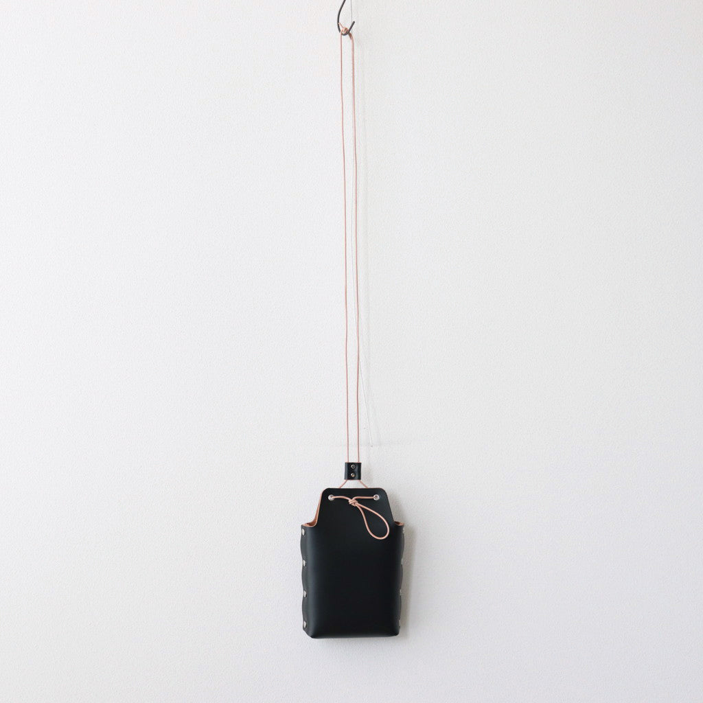 assemble neck pouch L #black [ol-rc-anl] – ciacura
