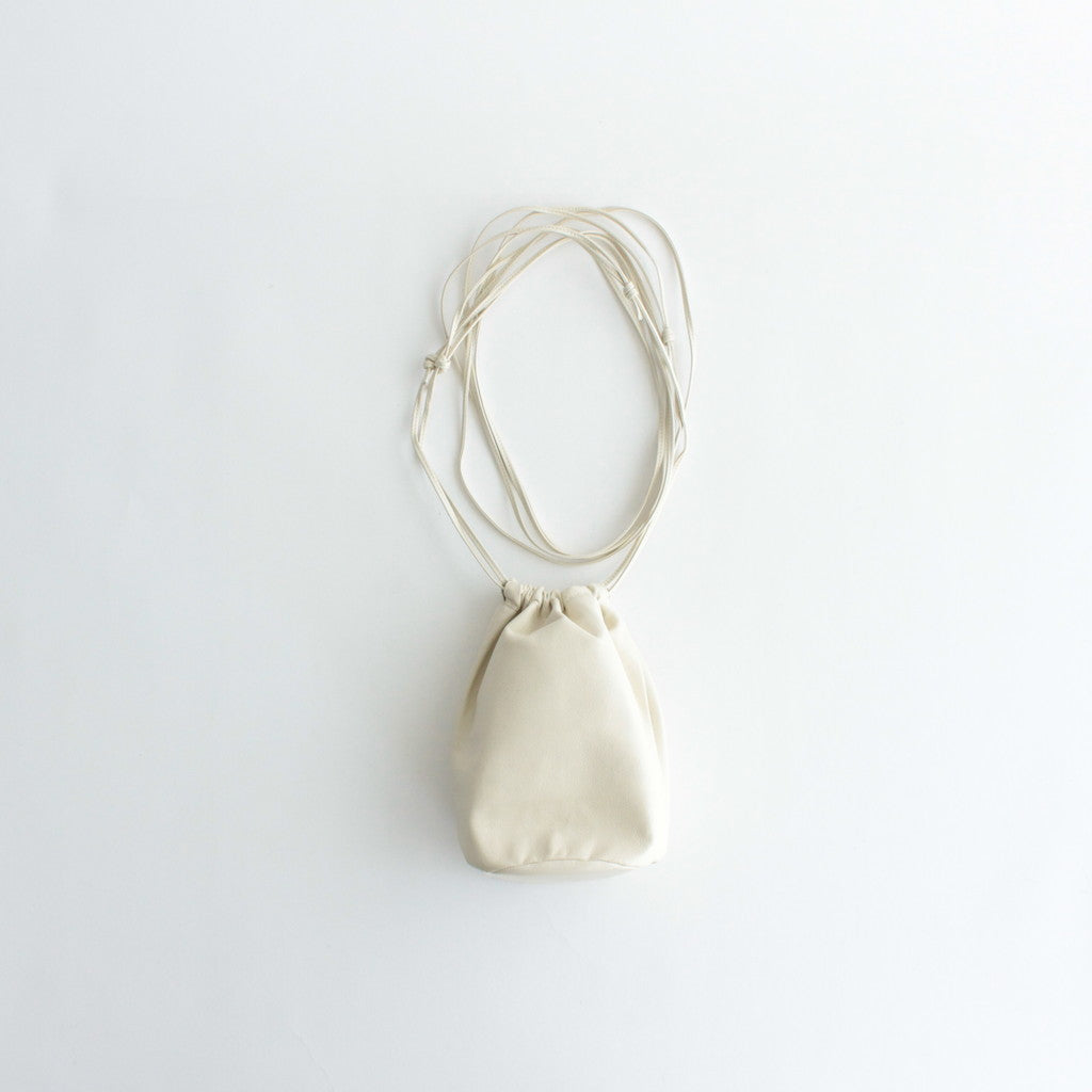 LEATHER BIG ROUND STRING POUCH #IVORY [A23AB01AE] – ciacura