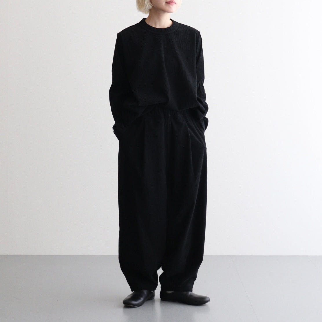 女性モデル(マツオ):156cm　着用サイズ:XS