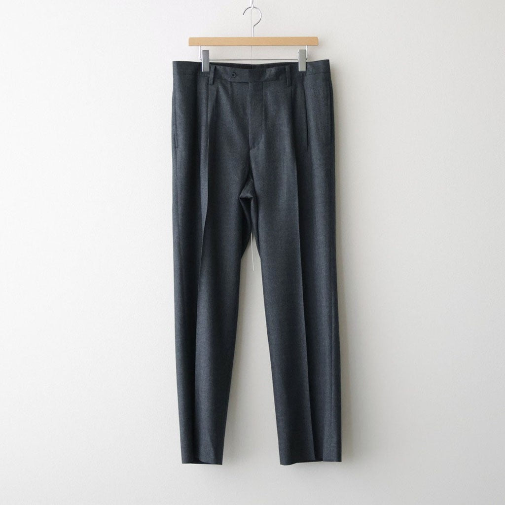 SUPER LIGHT WOOL TWO-TUCK SLACKS #TOP CHARCOAL [A26AP03OS]