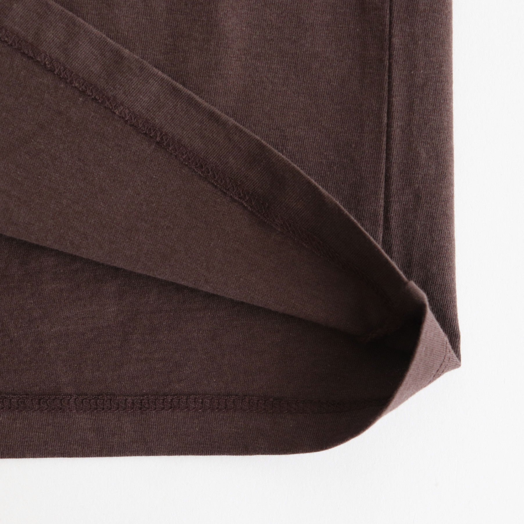 Weekly T #Brown [AOESTS008]