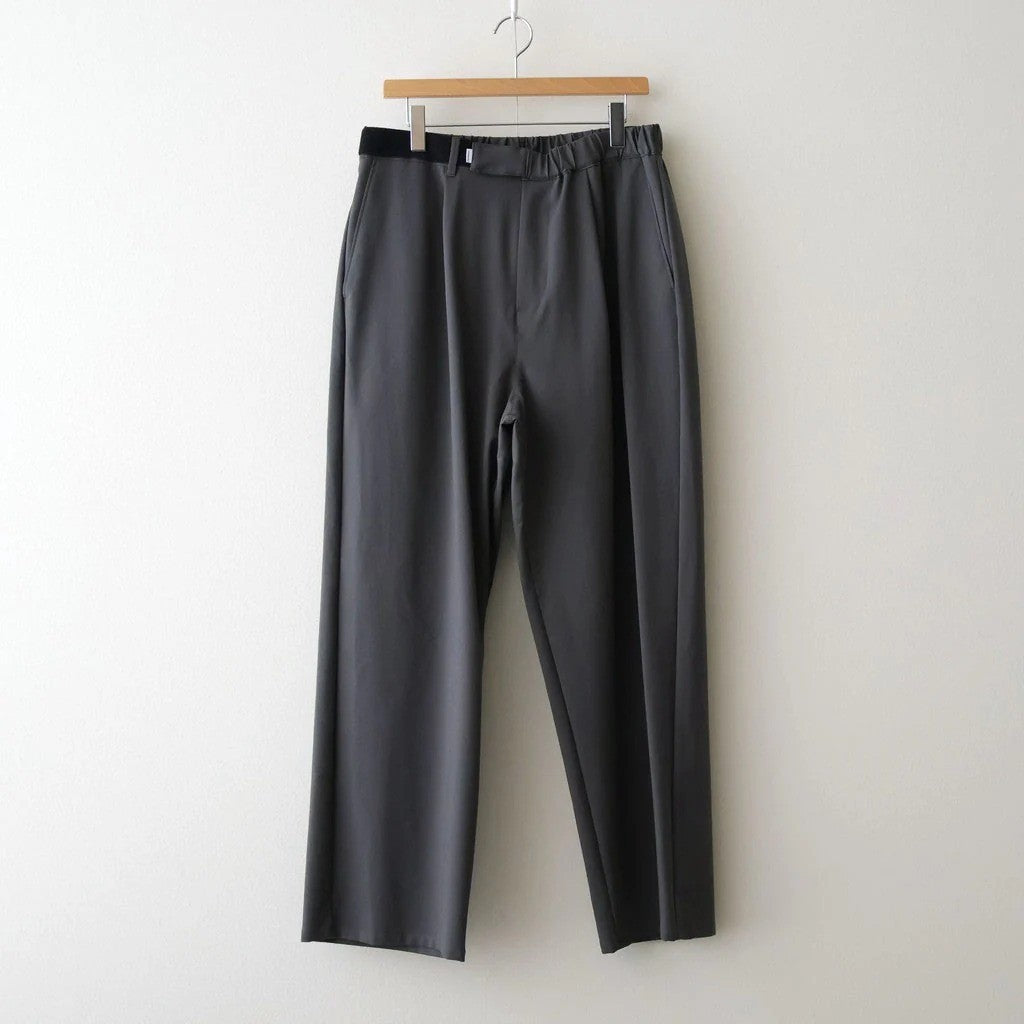 LIGHT WOOL MAX GABARDINE TWO-TUCK SLACKS #TOP BLACK [A26SP04MG