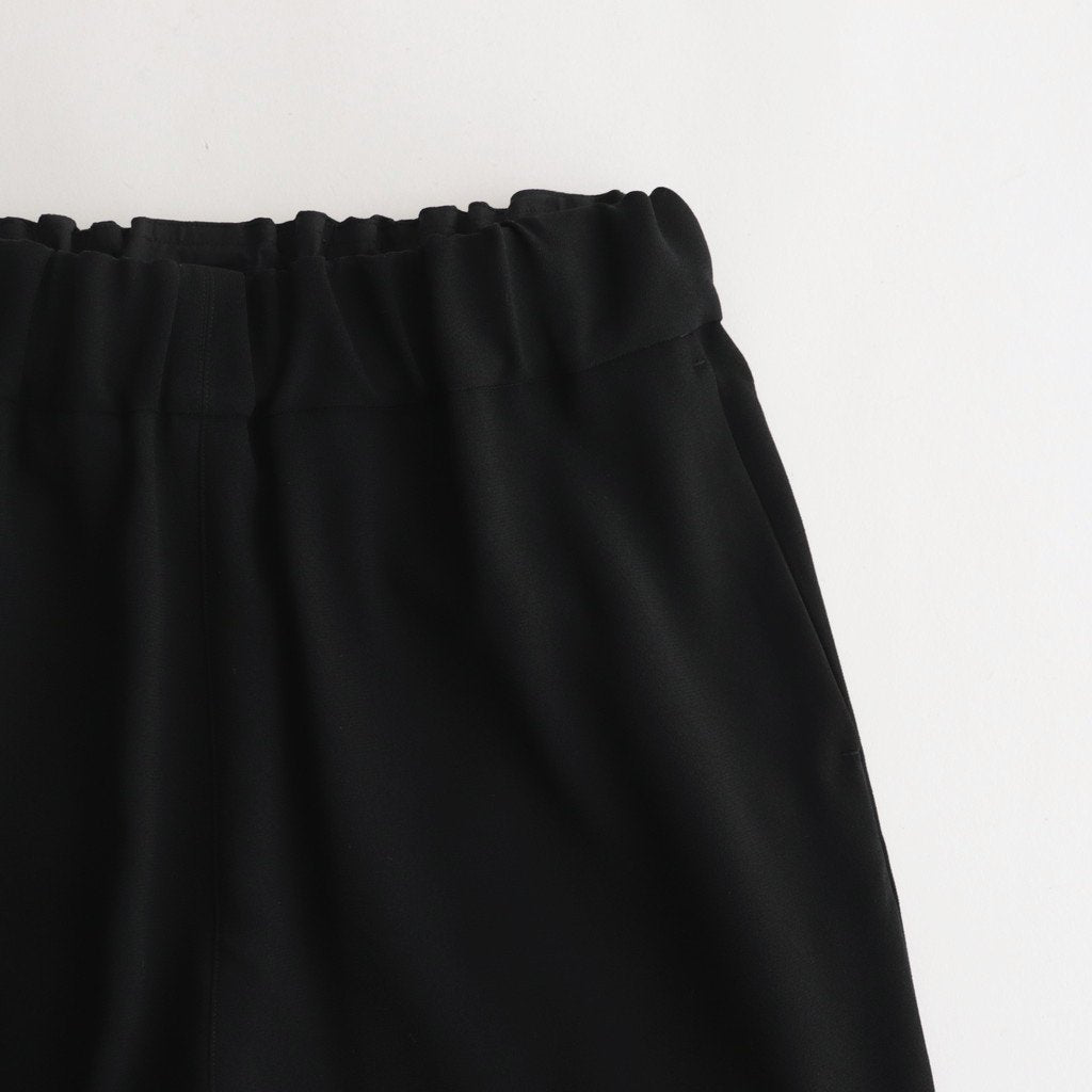 NS3PT｜アセテート&ポリエステル・ライトクレープ ダブルクロス 8分丈 テーパードイージーパンツ #BLACK [NK_NC902PF]