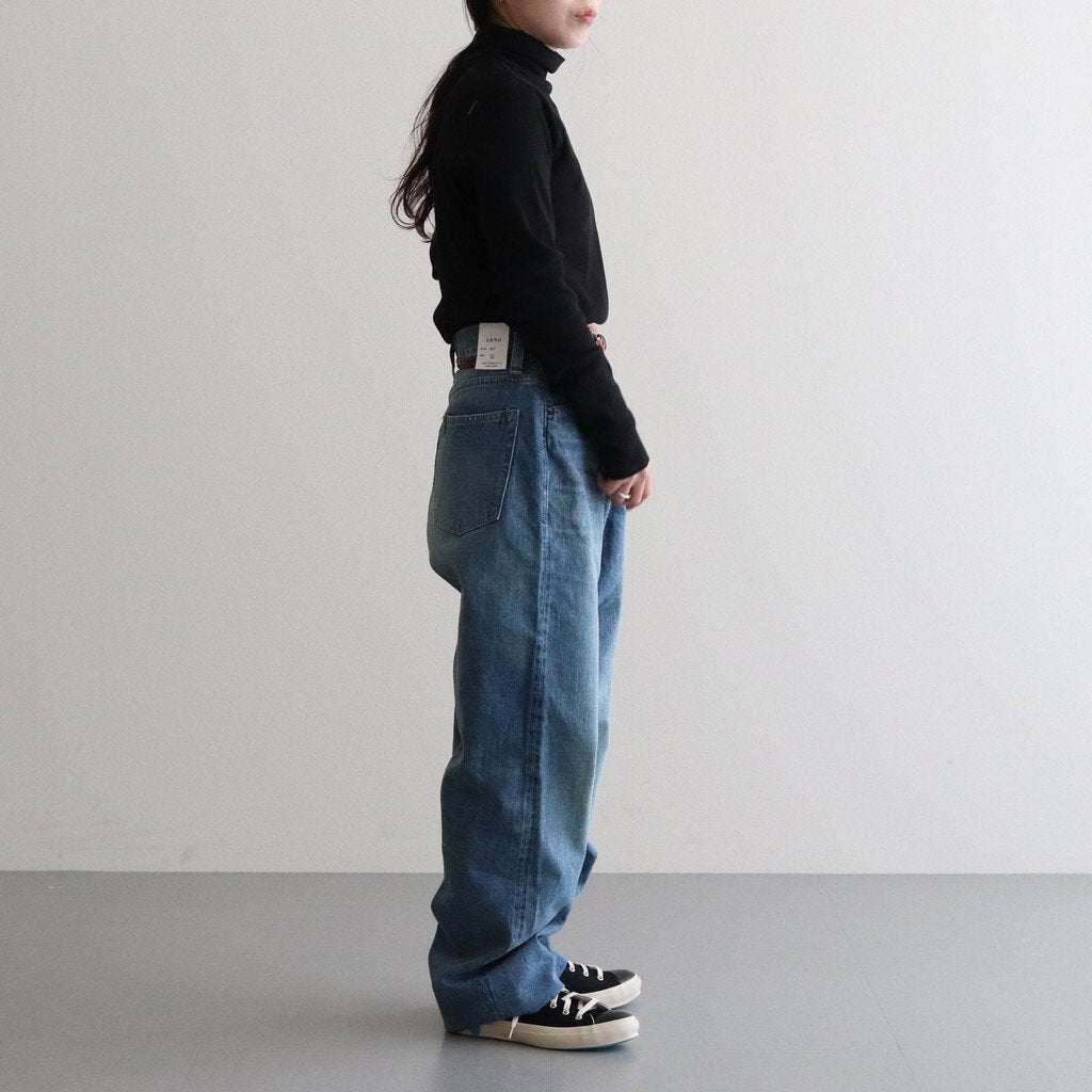 モデル : 身長151cm　着用サイズ : F