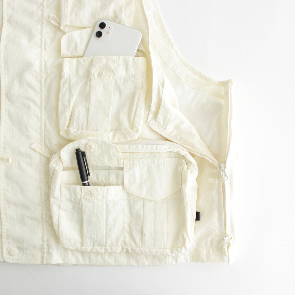 W's TECH SKIING OVER VEST #OFF WHITE [BJ-28023WL]