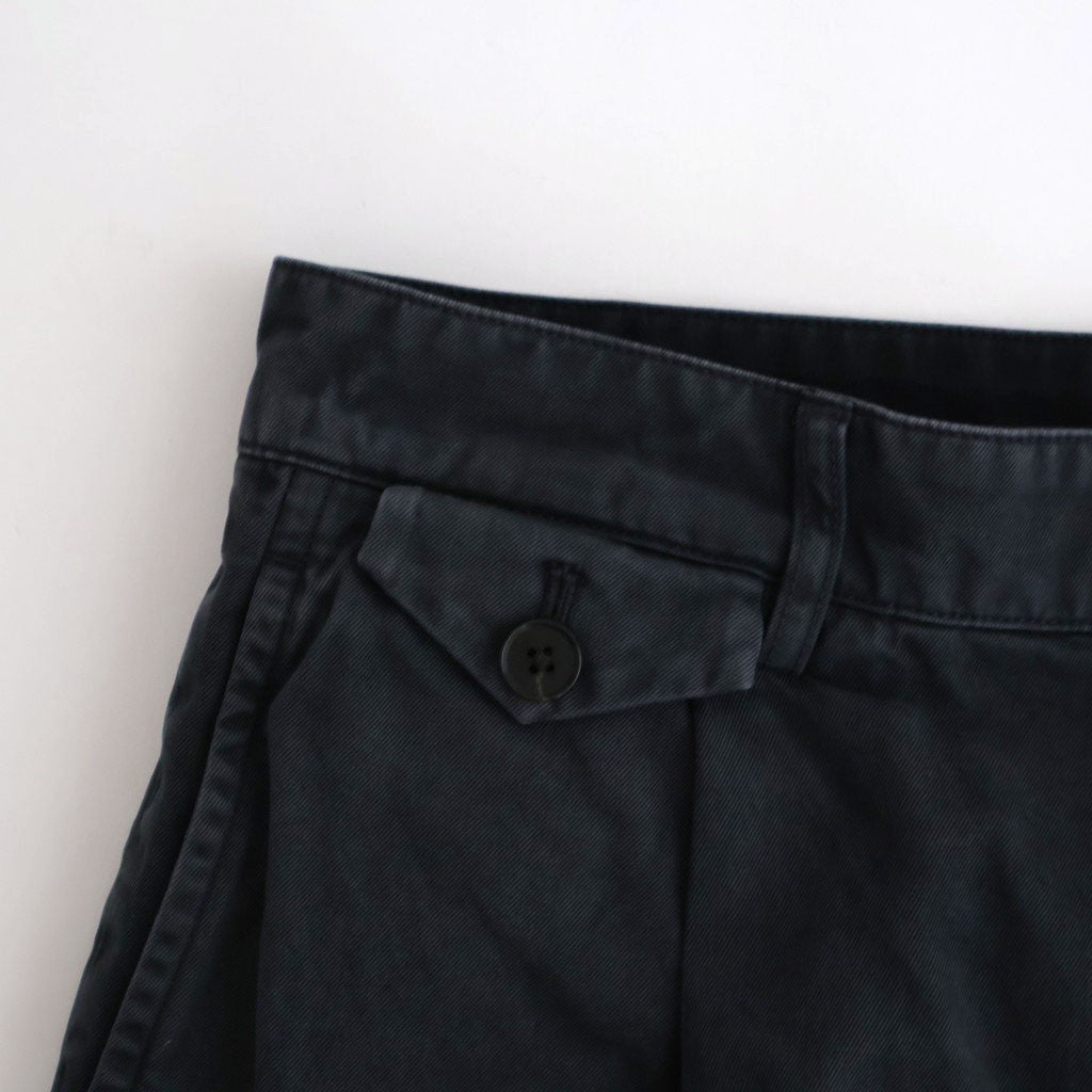 GARMENT-DYED FINX LIGHT CHINO ONE-TUCK WIDE PANTS #BLACK
