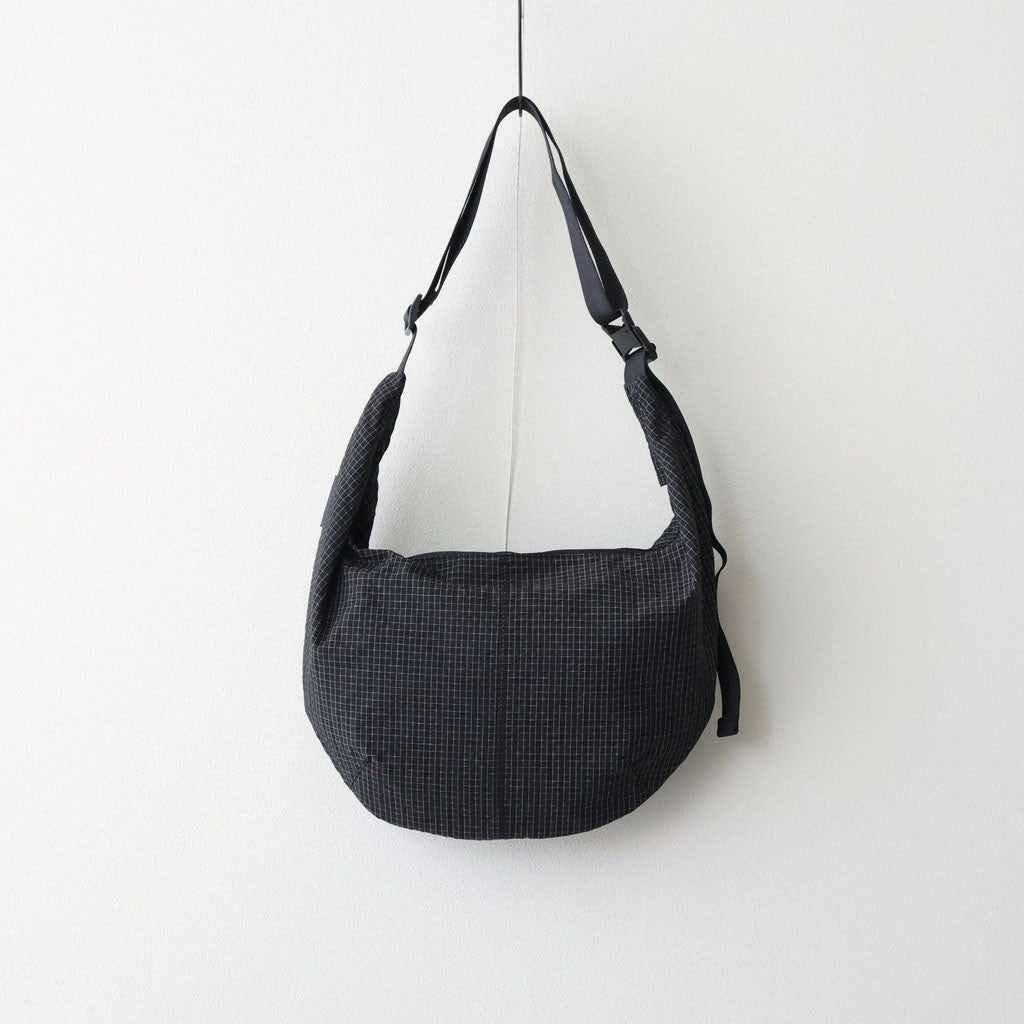 エステルグリッドチェック ショルダーバッグ #BLACK [HQ-K202-051]