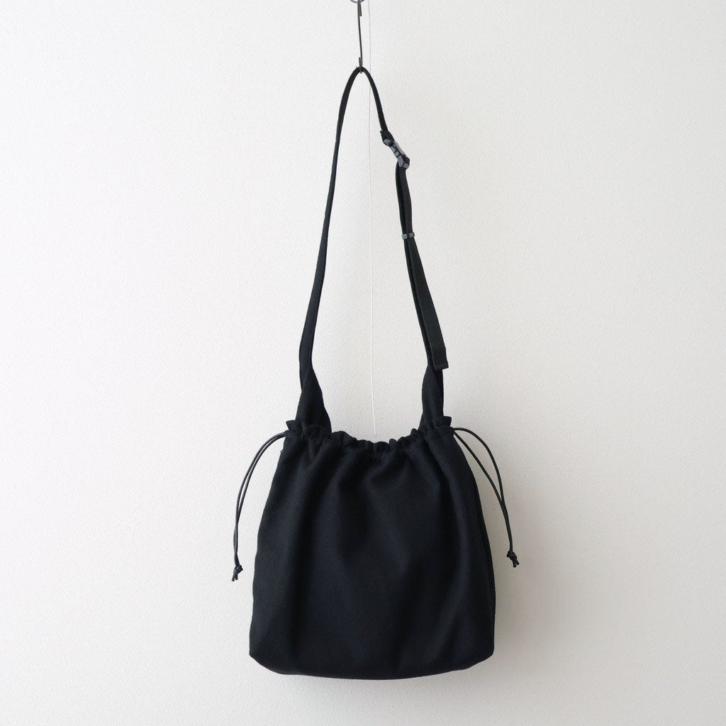 SHUKUJU WOOL BIG RED CROSS APRON BAG #BLACK [K031W]