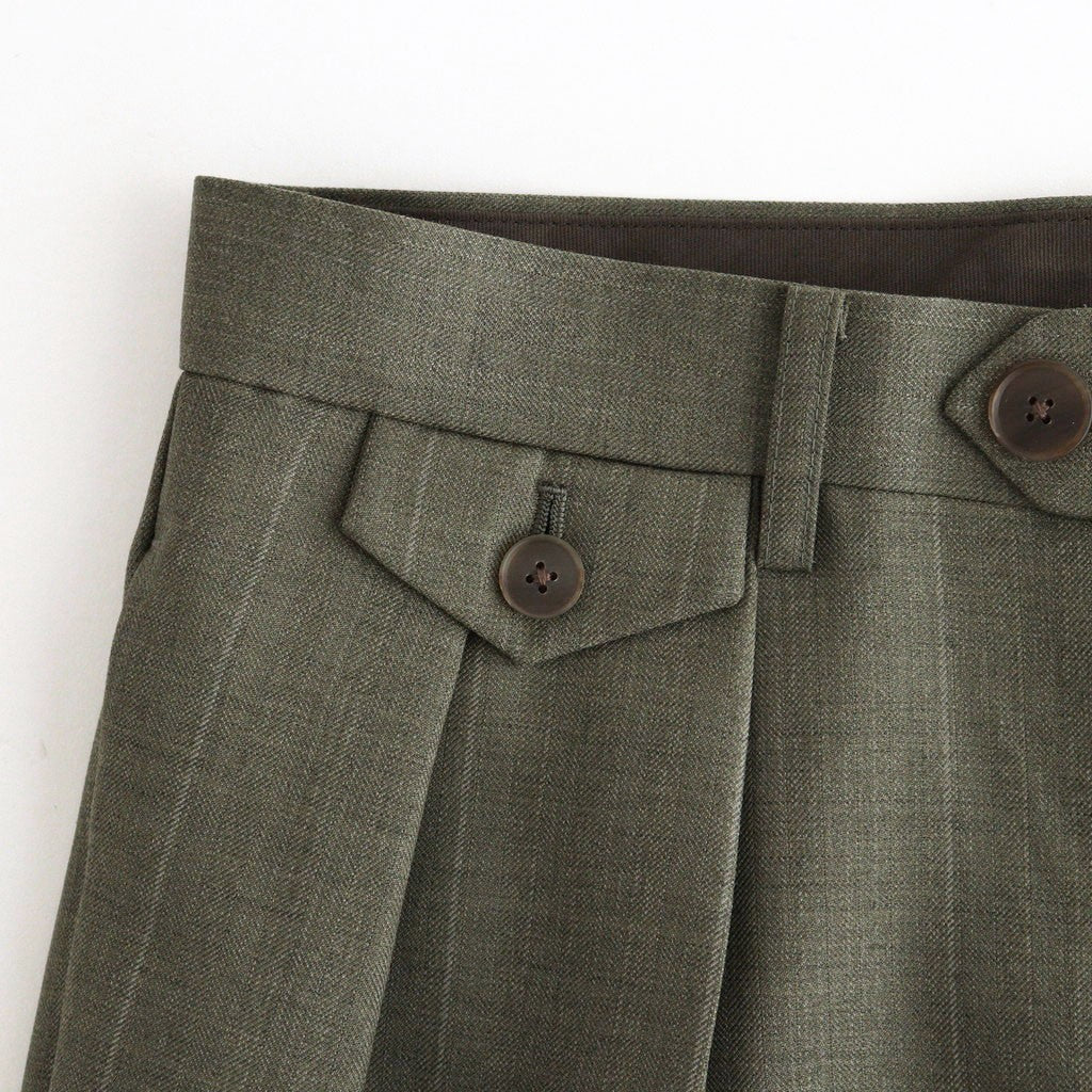 BLUEFACED WOOL TWO-TUCK SLACKS #OLIVE GRAY STRIPE [A26AP04BS]