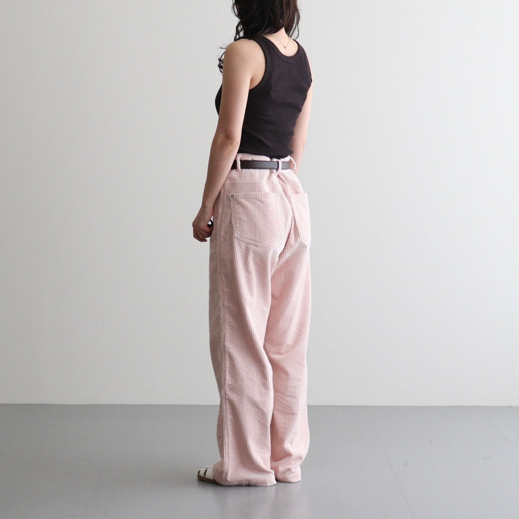 女性モデル(ニシ):158cm　着用サイズ:F