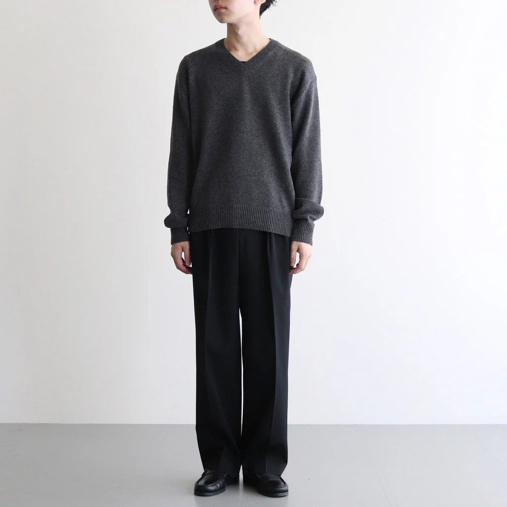 LIGHT WOOL MAX GABARDINE TWO-TUCK SLACKS #TOP BLACK [A26AP03MG]