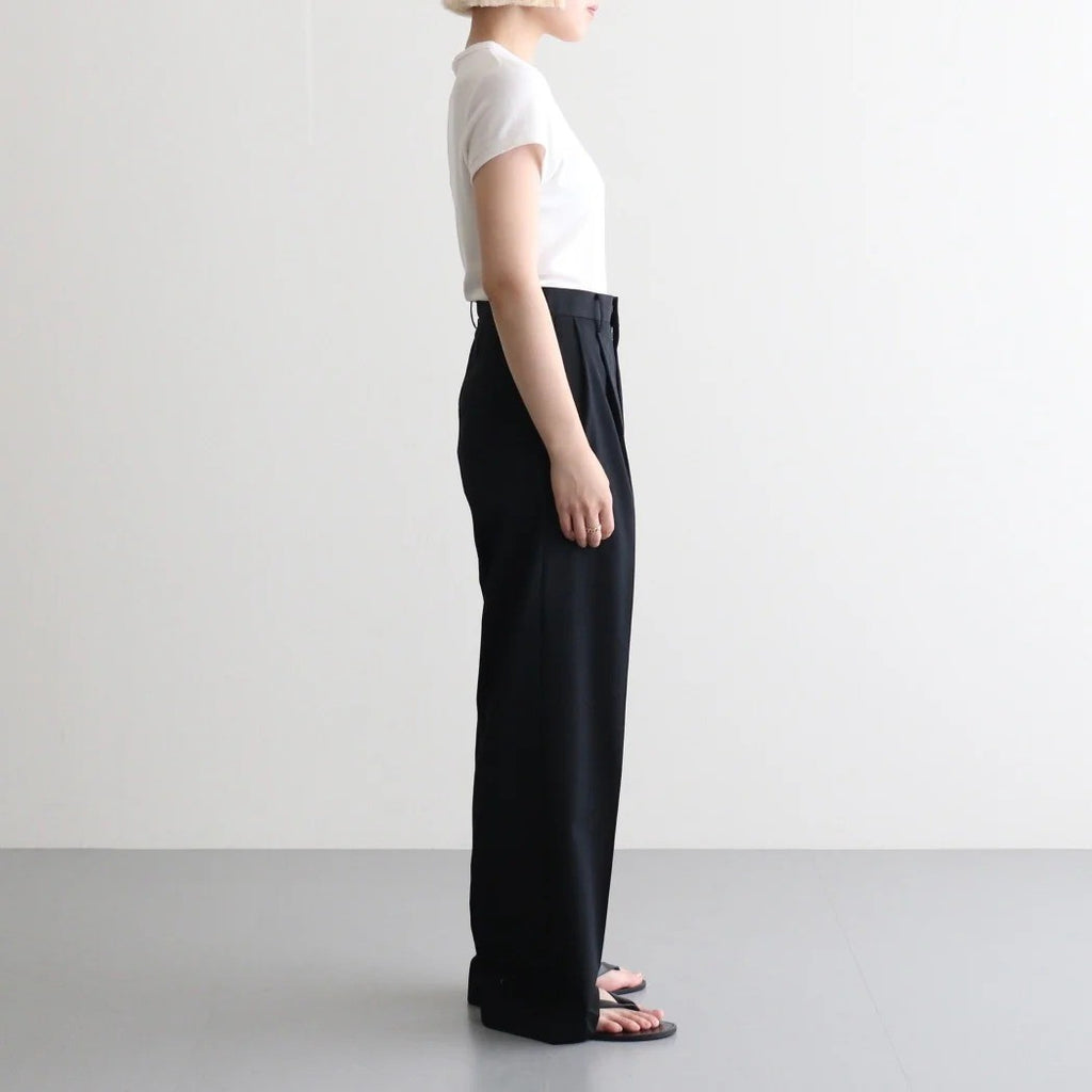 LIGHT WOOL MAX GABARDINE TWO-TUCK SLACKS #TOP BLACK [A26AP06MG]