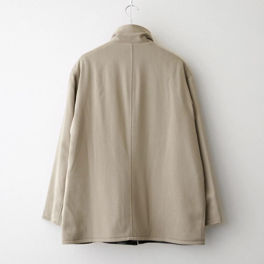 REVERSIBLE WOOL TWISTED TWILL / SHEEP LEATHER HALF COAT #KHAKI BEIGE CHAMBRAY × BLACK [A26AC01AN]