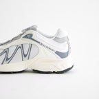 XT-WHISPER #White [L49238300]
