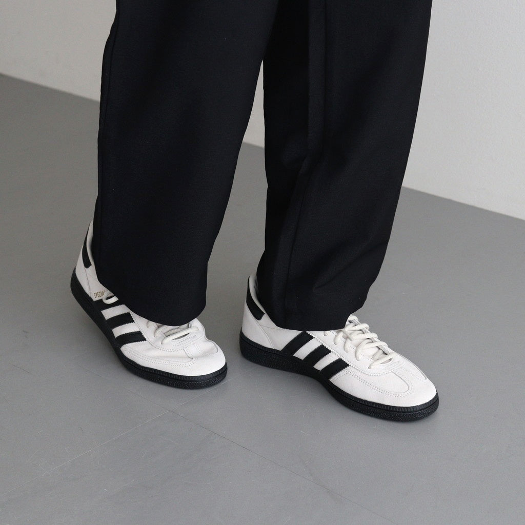 HANDBALL SPEZIAL #OFF WHITE × BLACK [JR3667]