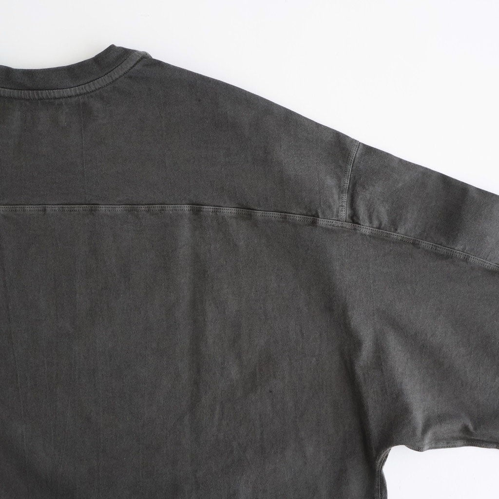 GARMENT-DYED YOKE T-SHIRT #CARBON [YK26SS01296CS]