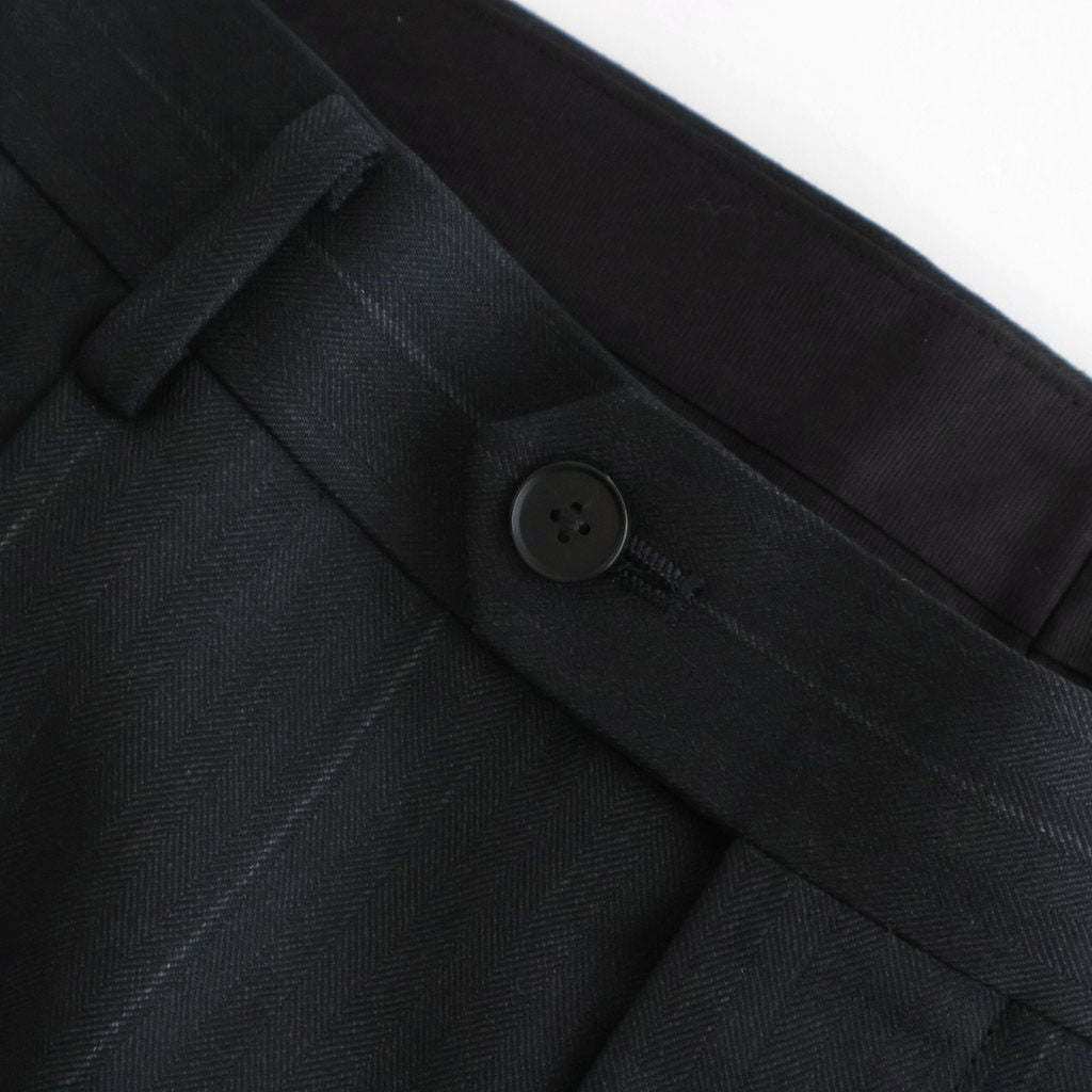 BLUEFACED WOOL TWO-TUCK SLACKS #CHARCOAL NAVY STRIPE [A26SP02BA]
