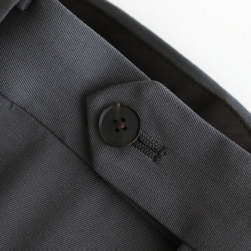 LIGHT WOOL MAX GABARDINE TWO-TUCK SLACKS #DARK GRAY [A25AP03MG]