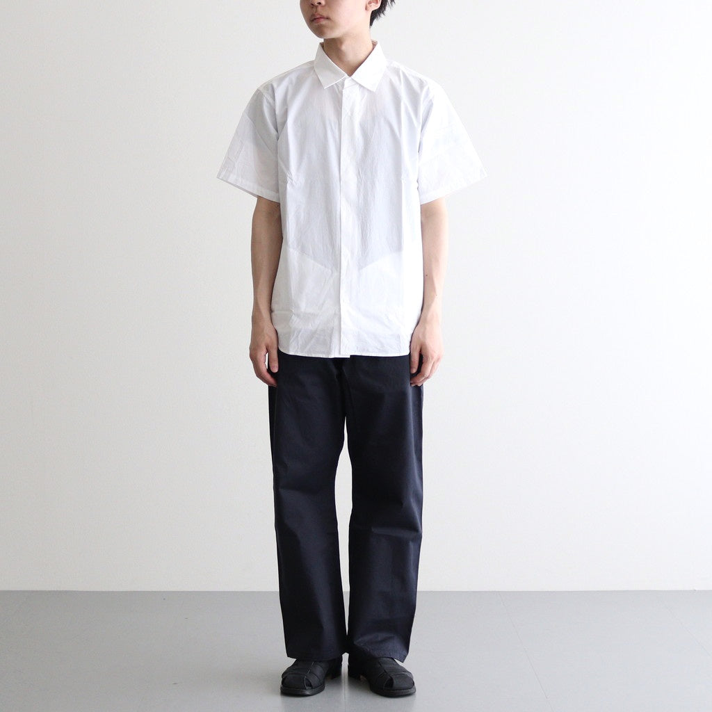 男性モデル(ハラ):172cm 58kg 着用サイズ:S