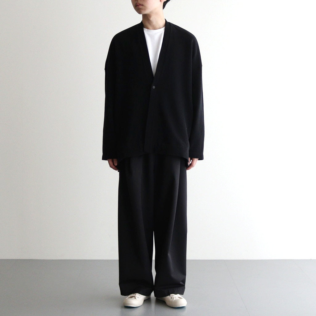 男性モデル(ハラ):172cm 58kg 着用サイズ：5