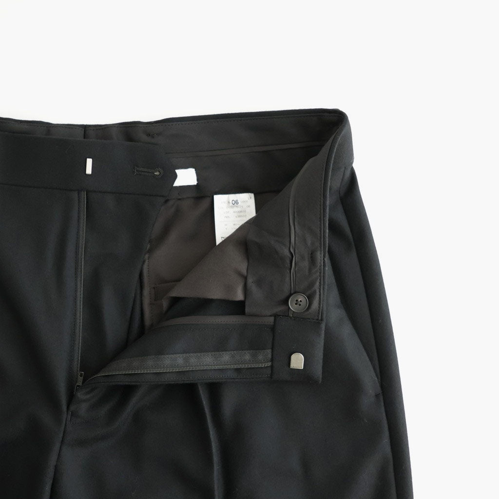 MERINO COLLEGE FLANNEL STANDARD PANTS #BLACK [PRAGLW0900]