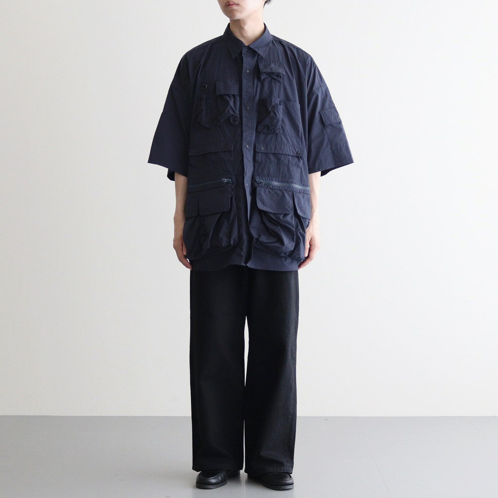 男性モデル(ハラ):172cm 58kg 着用サイズ：F