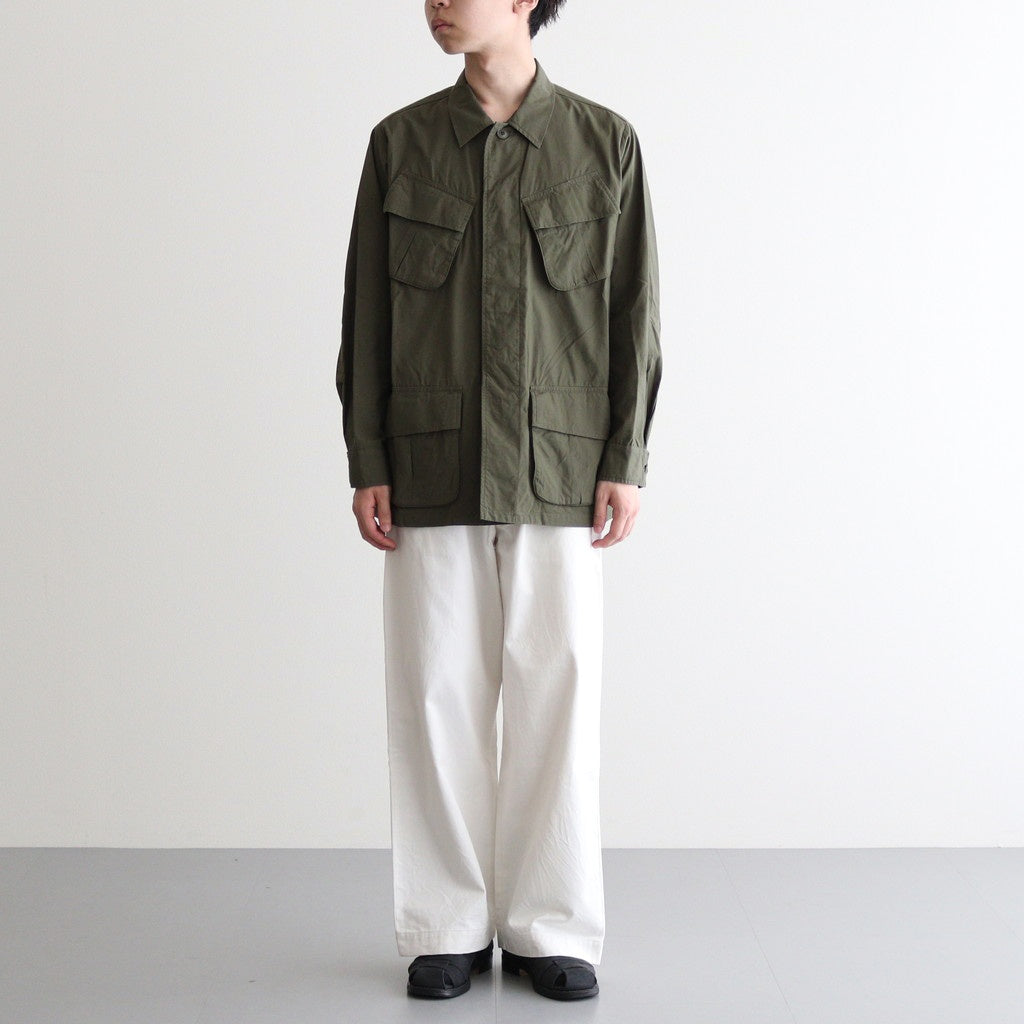 ※男性モデル(ハラ):172cm 58kg 着用サイズ:36