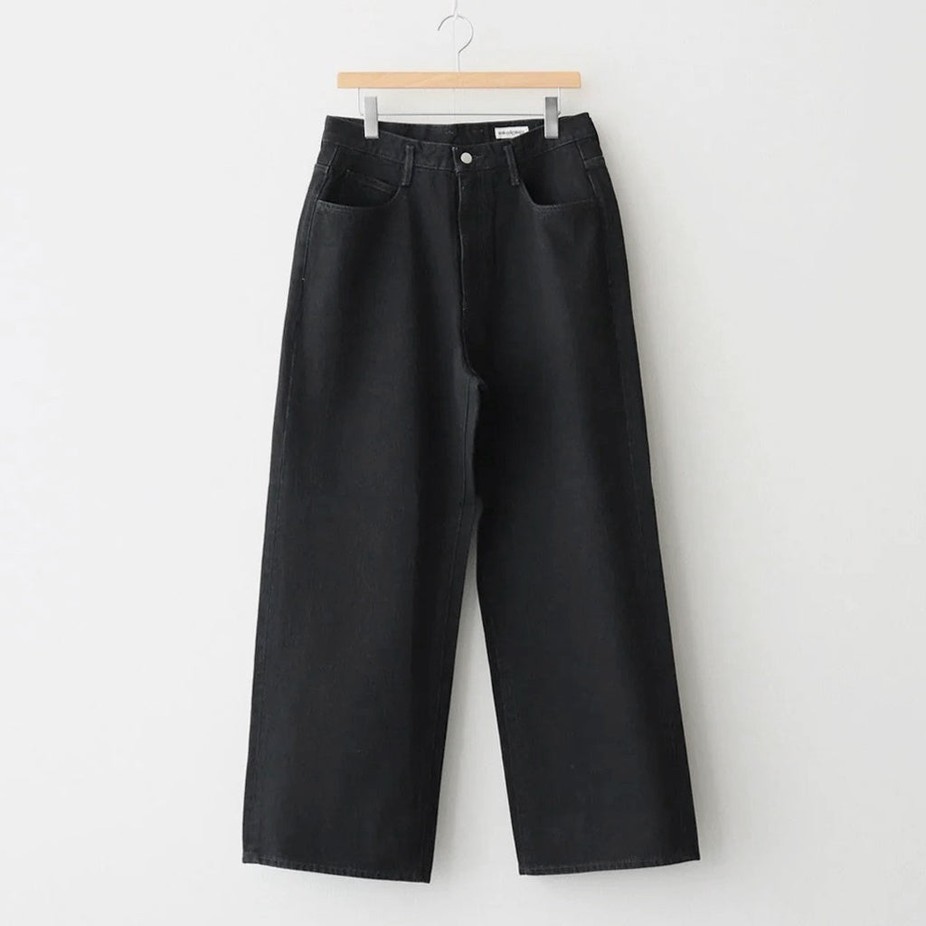 BLACK DENIM ASHLEY JEANS #BLACK [N0001]
