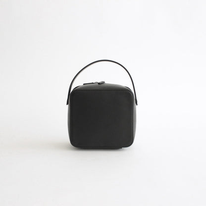 LEATHER SMALL TRAVEL CASE MADE BY AETA #BLACK [A24AB02AE]