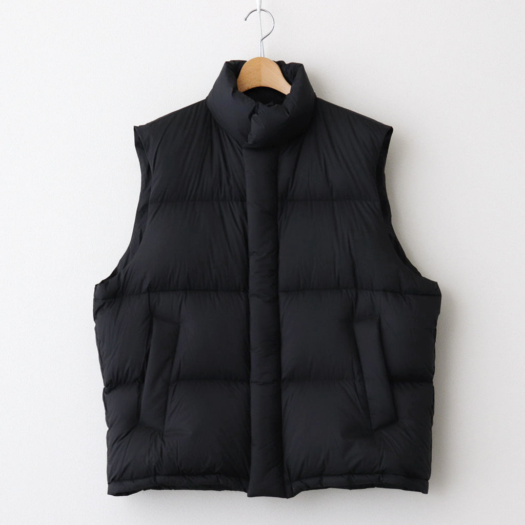 SUPER LIGHT NYLON RIPSTOP DOWN VEST #BLACK [A24AV03NL]