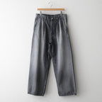 Selvage Denim Two Tuck Pants #BLACK_LIGHT FADE [GU261-40061LB]