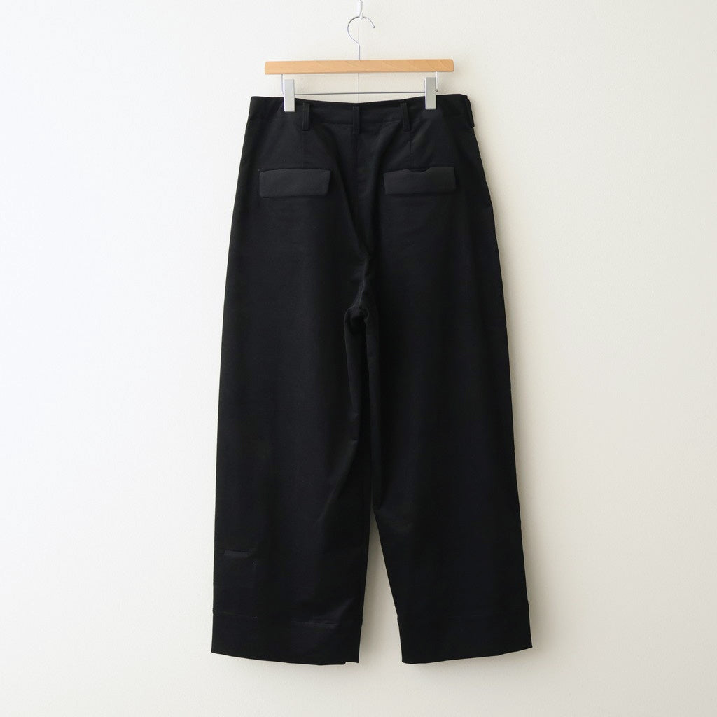 モールスキンシンプル2タックワイドPT #BLACK [D225-P653]