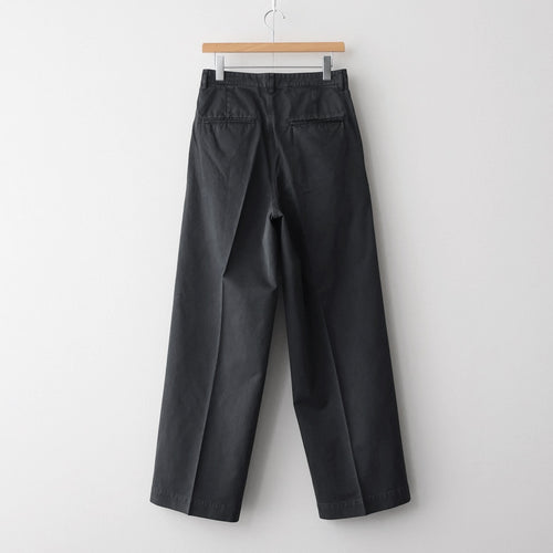 GARMENT-DYED FINX LIGHT CHINO ONE-TUCK WIDE PANTS #BLACK [A26SP05LF]