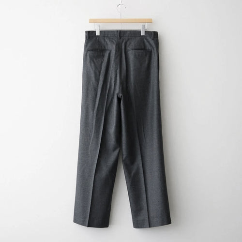 SUPER LIGHT WOOL TWO-TUCK SLACKS #TOP CHARCOAL [A26AP05OS]