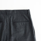 SUPER LIGHT WOOL TWO-TUCK SLACKS #TOP CHARCOAL [A26AP05OS]
