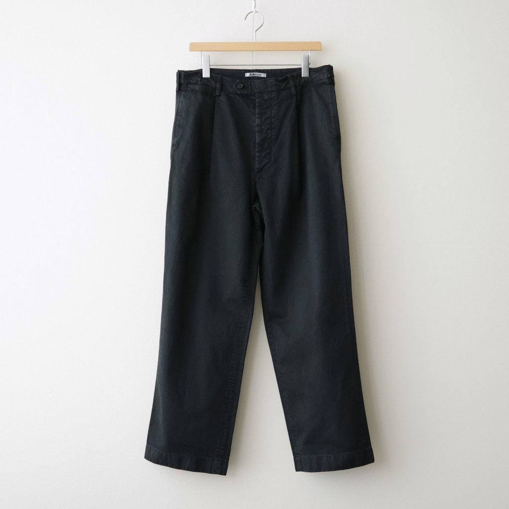 GARMENT-DYED FINX CHINO ONE-TUCK WIDE PANTS #BLACK [A26AP01CP]