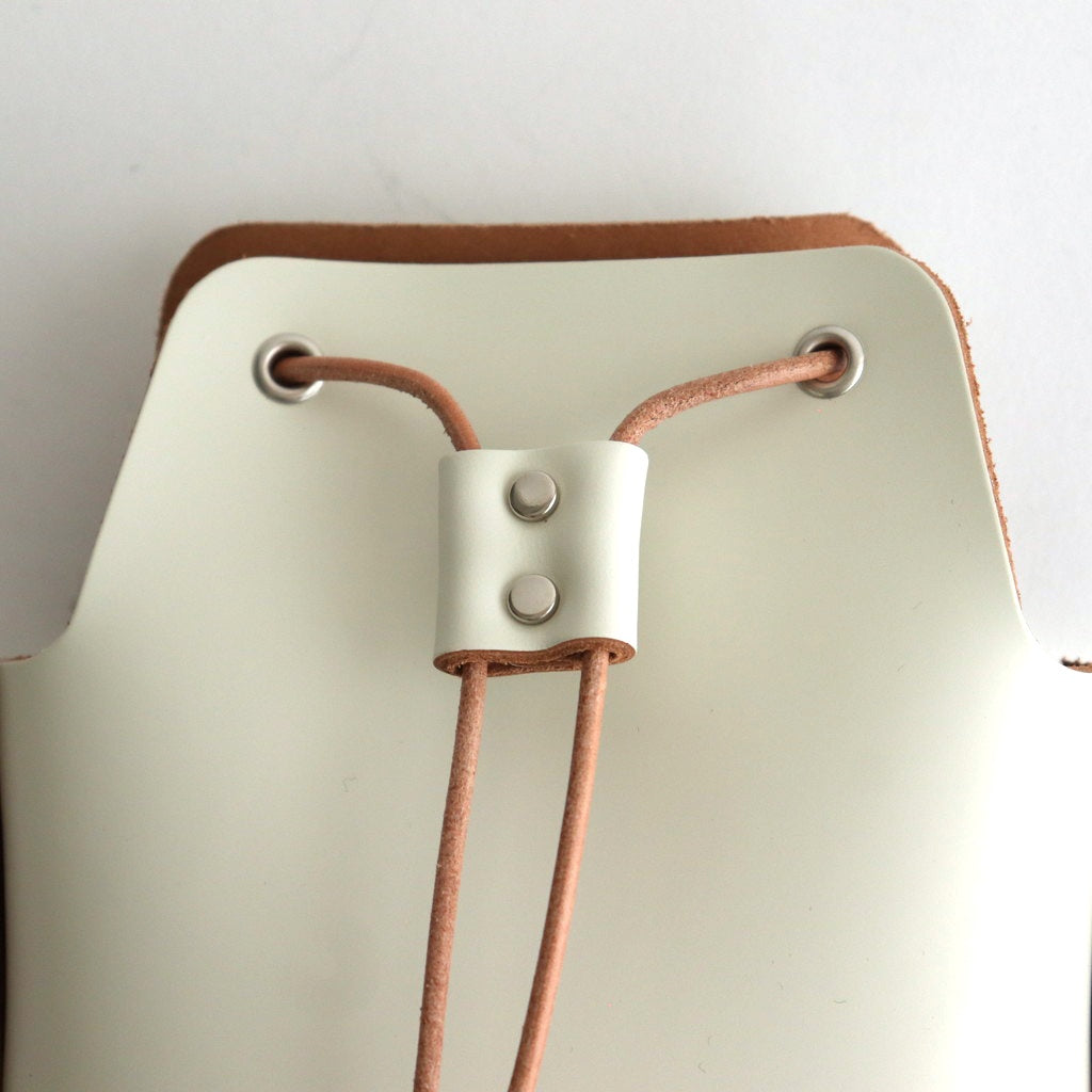 assemble neck pouch L #white [ol-rc-anl]