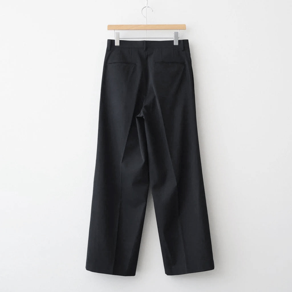 LIGHT WOOL MAX GABARDINE TWO-TUCK SLACKS #TOP BLACK [A26AP06MG