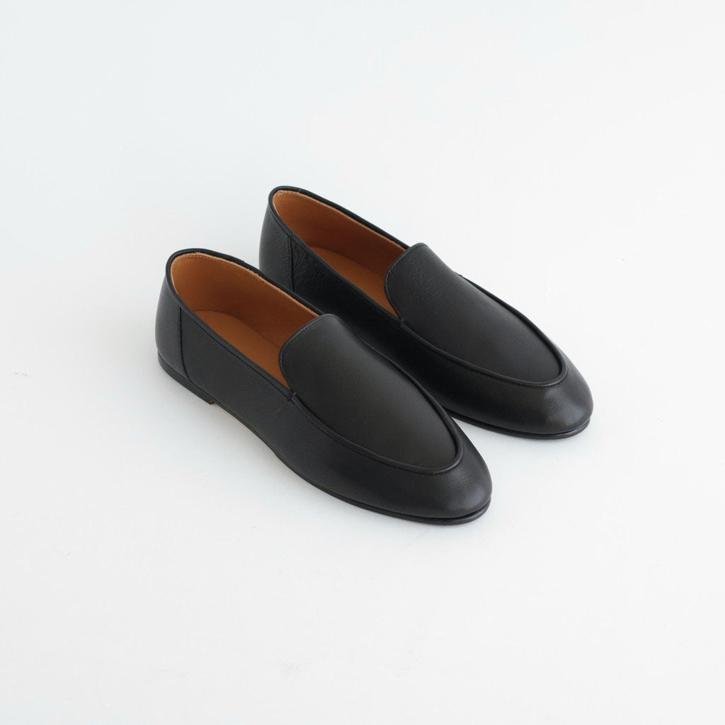 SOFT LEATHER LOAFERS #BLACK [A26AS05QD]