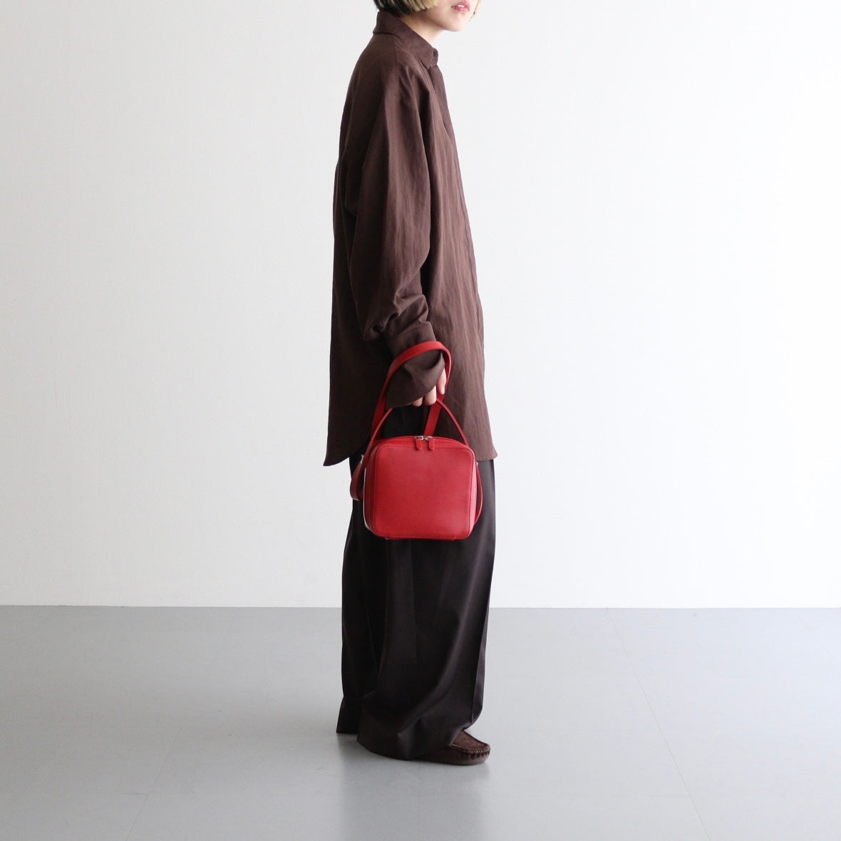 LEATHER SHOULDER BAG MADE BY AETA #RED [A25AB03AE]