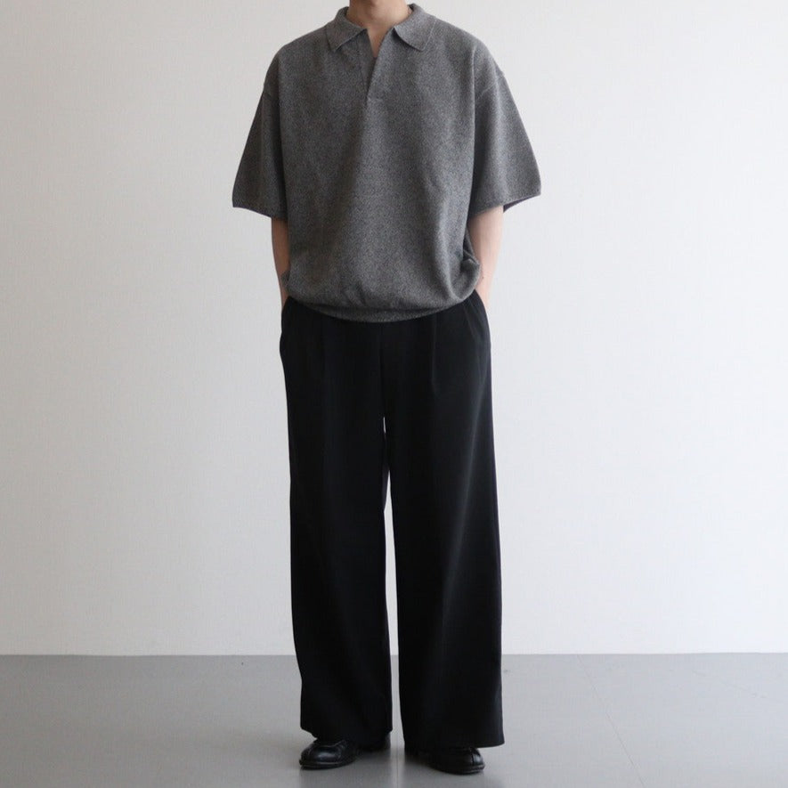 男性モデル(ハラ):172cm 58kg 着用サイズ:2