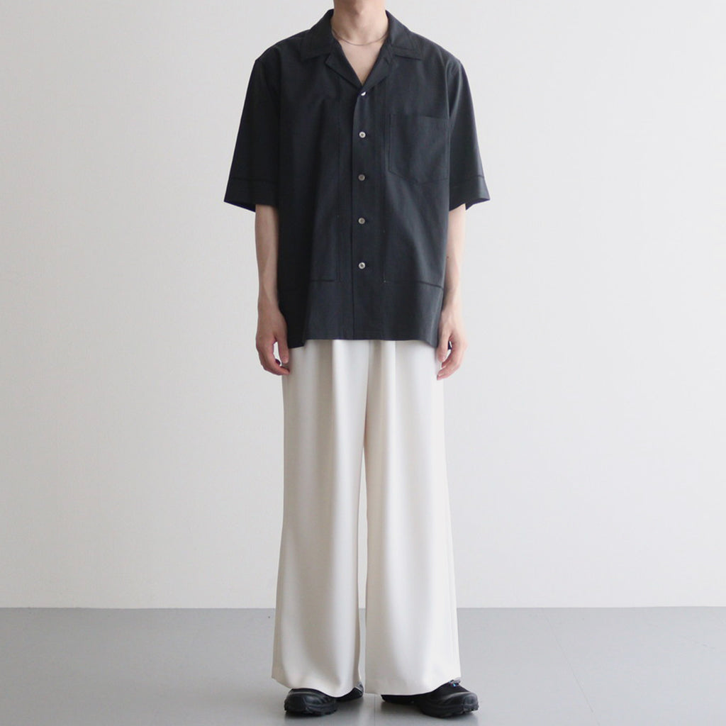 男性モデル(ハラ):172cm 58kg 着用サイズ:2