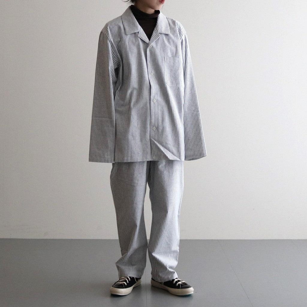 モデル : 身長151cm　着用サイズ : S