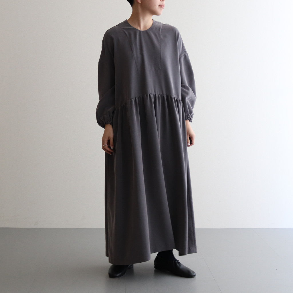 ※女性モデル(マツオ):156cm　着用サイズ:38