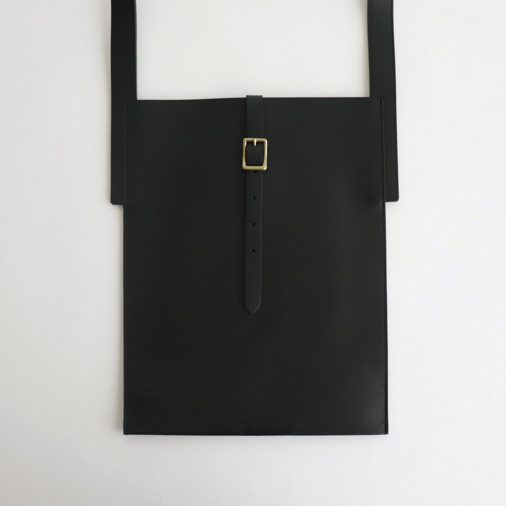 atypical monique M #black [ur-rb-amm]