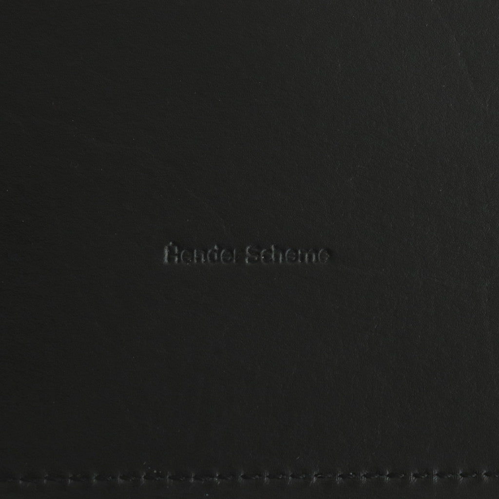 atypical monique M #black [ur-rb-amm]