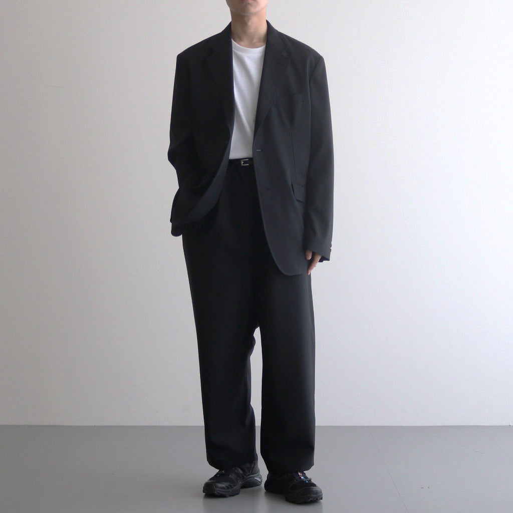 男性モデル(ハラ):172cm 58kg 着用サイズ:L