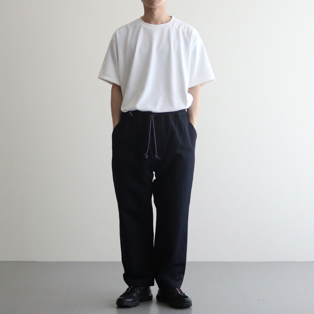 男性モデル(ハラ):172cm 58kg 着用サイズ:M