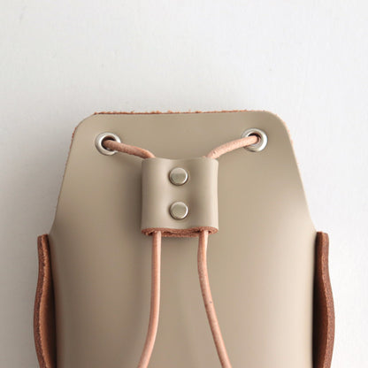 assemble neck pouch M #beige [ol-rc-anm]