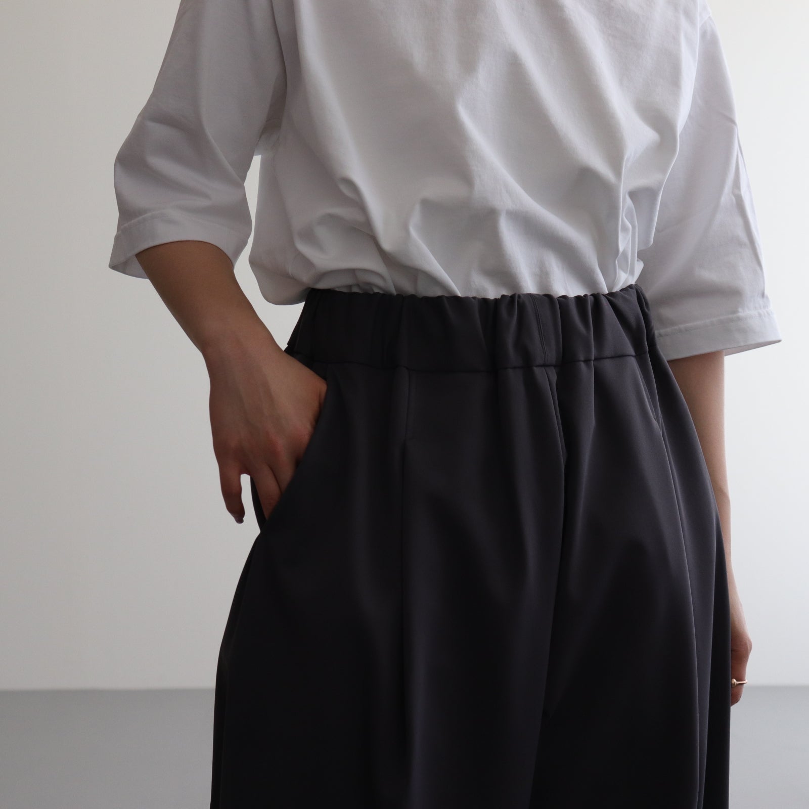 ※女性モデル(マツオ):156cm　着用サイズ:4(S)